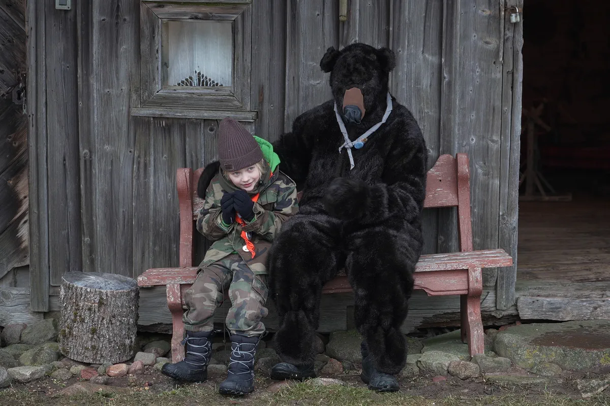 Skautas Jurgis su meška