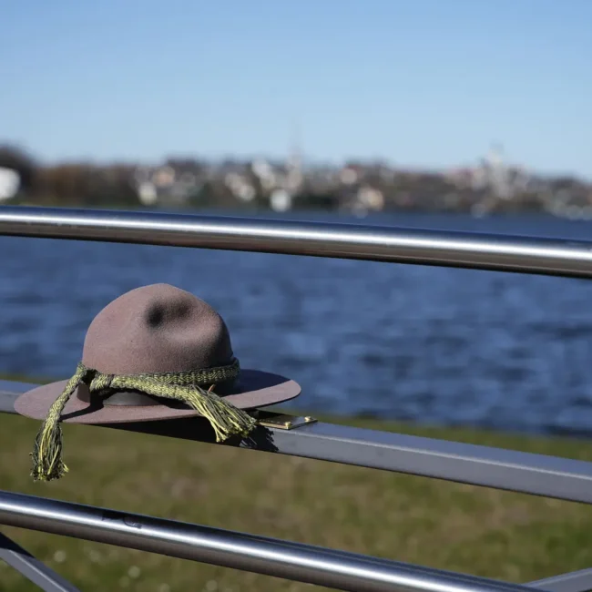 Skautiškas simbolis po fetra