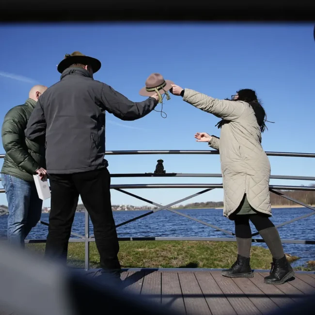 Skautiško meškiuko atidengimo momentas Telšiuose